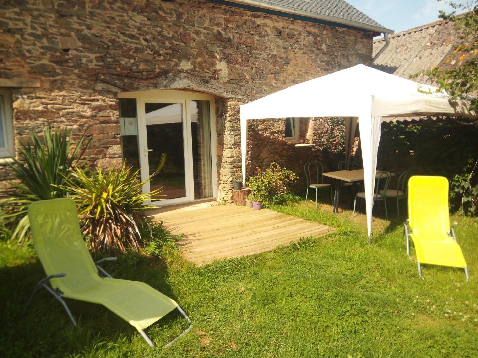 Le Jardin Enchanteur, Chaleureuse Maison D'Hotes Eco-Responsable, Calme Et Accueillante Lopérec Exterior foto